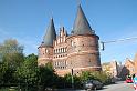 DSC_0820.De Holstentor is een verdedigingswerk met de dubbele torens uit de 15e eeuw is het herkenningsteken van Lubeck